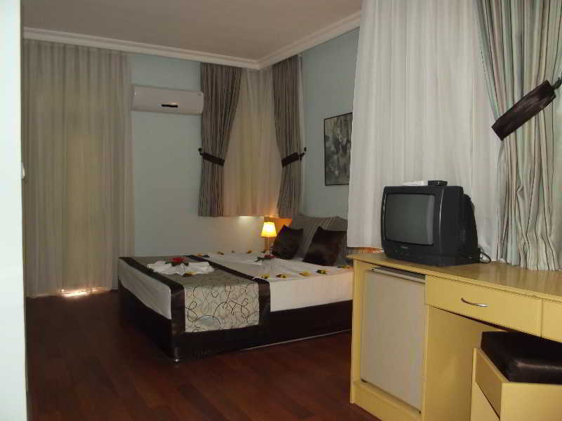 Ege Montana Hotel 벨디비 외부 사진